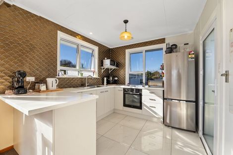 Photo of property in 22 Murray Avenue, Hawera, 4610