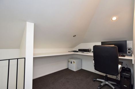 Photo of property in 5 Prince Street, Winton, 9720