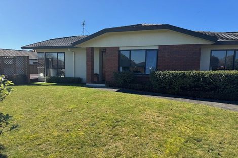 Photo of property in 1a Kingsgate Way, Havelock North, 4130