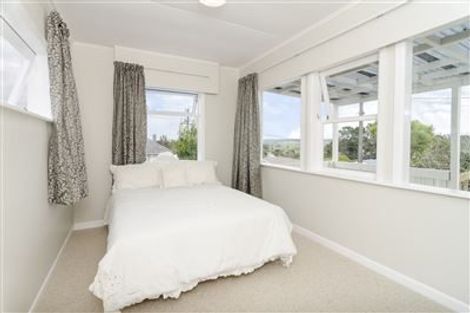 Photo of property in 40 Puriri Street, Helensville, 0800