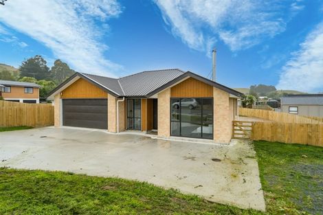 Photo of property in 4 Nore Street, Waihola, Milton, 9073