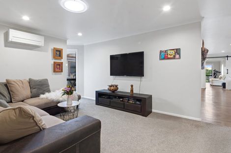 Photo of property in 20 Maddies Road, Kaukapakapa, 0873