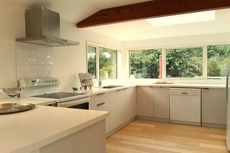 Photo of property in 10 Selwyn Parade, Lyttelton, 8082