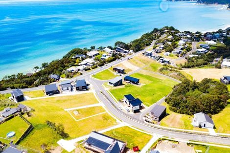 Photo of property in 12 Blue Moon Rise, Langs Beach, 0582