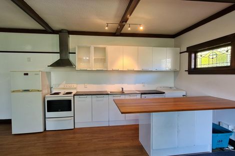 Photo of property in 100 Nairn Street, Mount Cook, Wellington, 6011