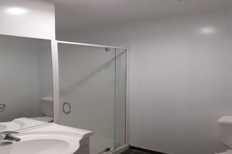 Photo of property in Atrium Towers, 5r/154 The Terrace, Wellington Central, Wellington, 6011