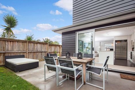 Photo of property in 76 Alverston Street, Waterview, Auckland, 1026