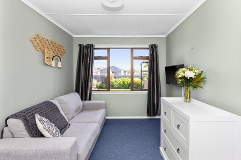 Photo of property in 86a King Street, Taradale, Napier, 4112