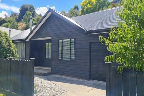 Photo of property in 49 Mcdonnell Road, Arrowtown, 9302