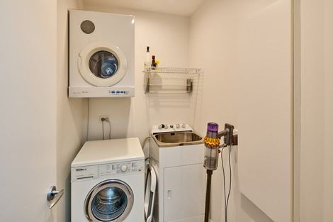 Photo of property in Alto Apartments, 4a/22 Telford Terrace, Oriental Bay, Wellington, 6011