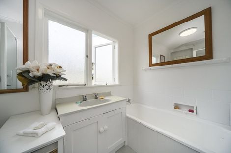 Photo of property in 406 Ruahine Street, Terrace End, Palmerston North, 4410