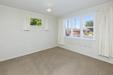 Photo of property in 1/4 Henry Street, Ebdentown, Upper Hutt, 5018