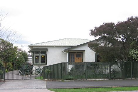 Photo of property in 9 Frederick Street, Terrace End, Palmerston North, 4410