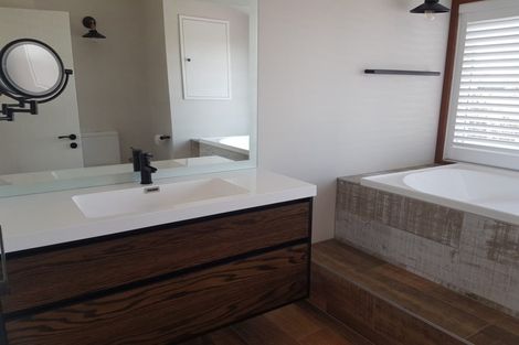 Photo of property in 381 Batty Road, Karaka, Papakura, 2580