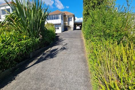 Photo of property in 10 Howard Road, Northcote, Auckland, 0627