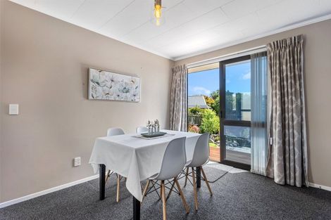 Photo of property in 9 Bankview Place, Amberley, 7410