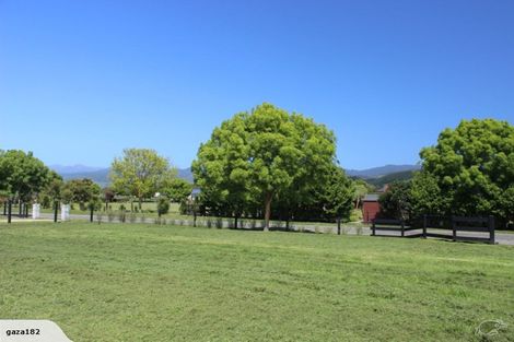 Photo of property in 18 Ivy Lane, Ohau, Levin, 5570