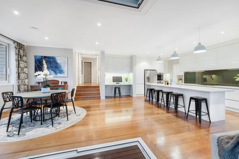 Photo of property in 8 Verley Rise, East Tamaki Heights, Auckland, 2016