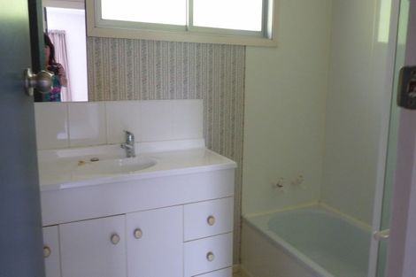 Photo of property in 11 Coroglen Avenue, Birkenhead, Auckland, 0626