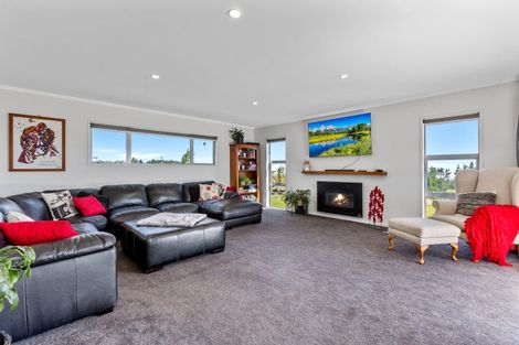 Photo of property in 1801 Mangorei Road, Mangorei, New Plymouth, 4371