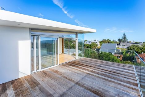 Photo of property in 20a Queens Road, Waikanae Beach, Waikanae, 5036