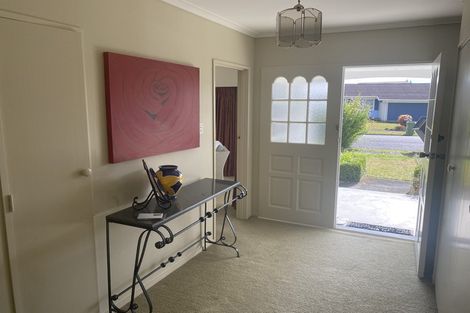 Photo of property in 21 Bernard Street, Chedworth, Hamilton, 3210