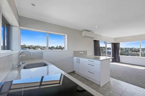 Photo of property in 2/11 Eastwood Rise, Browns Bay, Auckland, 0630