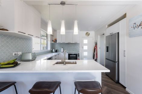 Photo of property in 33 Balfour Crescent, Riverlea, Hamilton, 3216