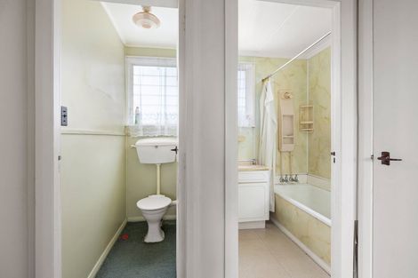 Photo of property in 34 Kummer Crescent, Masterton, 5810