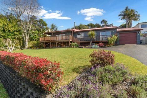 Photo of property in 61 Waipuna Grove, Welcome Bay, Tauranga, 3112