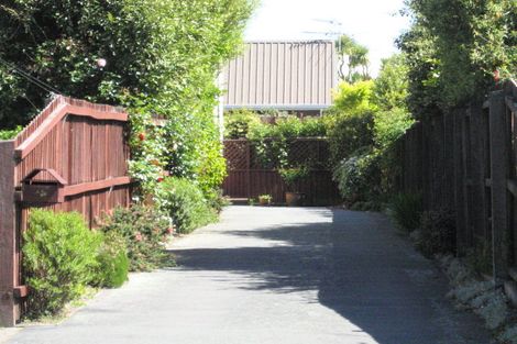 Photo of property in 2/4 Westburn Terrace, Burnside, Christchurch, 8041