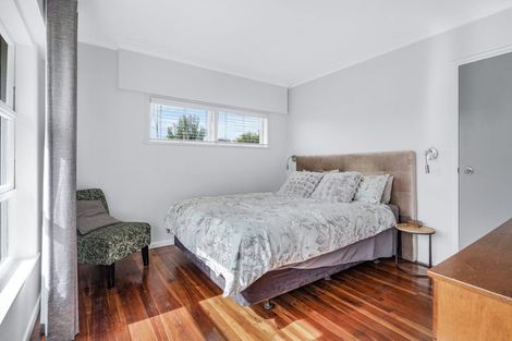 Photo of property in 1 Patricia Avenue, Hamilton East, Hamilton, 3216