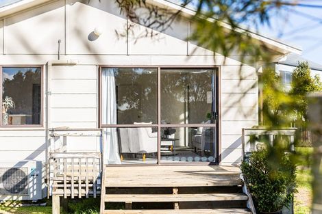 Photo of property in 10 Campbell Avenue, Paraparaumu, 5032