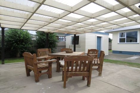 Photo of property in 12 John Street, Levin, 5510