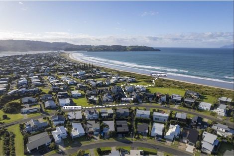 Photo of property in 8 Kewai Street, Omaha, 0986