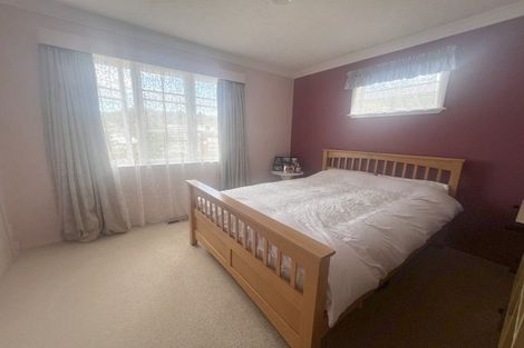 Photo of property in 12 Mangaroa Hill Road, Maoribank, Upper Hutt, 5018