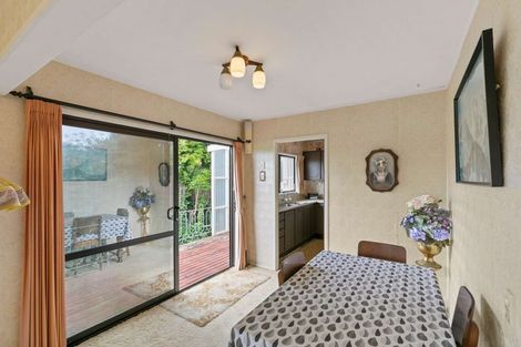 Photo of property in 2/16 Litten Road, Cockle Bay, Auckland, 2014