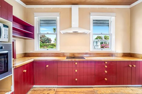 Photo of property in 30 Bignell Street, Gonville, Whanganui, 4501