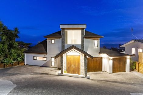 Photo of property in 839 Beach Road, Browns Bay, Auckland, 0630