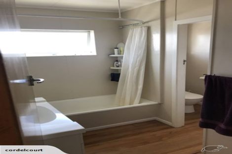 Photo of property in 35 Northgate, Strandon, New Plymouth, 4312