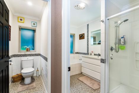 Photo of property in 18 Waitaua Road, Kauri, Kamo, 0185