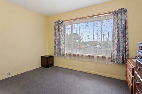 Photo of property in 32 Ontario Place, Wainoni, Christchurch, 8061