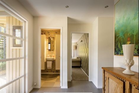 Photo of property in 136 Cheviot Road, Lowry Bay, Lower Hutt, 5013