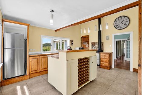 Photo of property in 24a Waterview Crescent, Kaiwaka, 0573