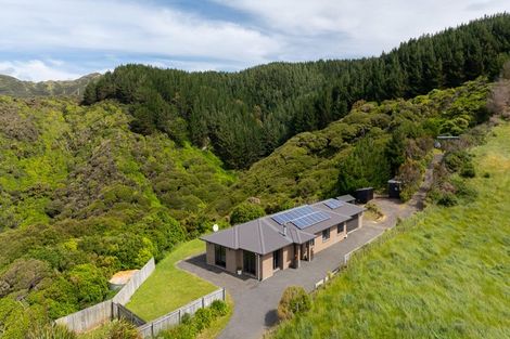 Photo of property in 759 Takarau Gorge Road, Makara, Wellington, 6972