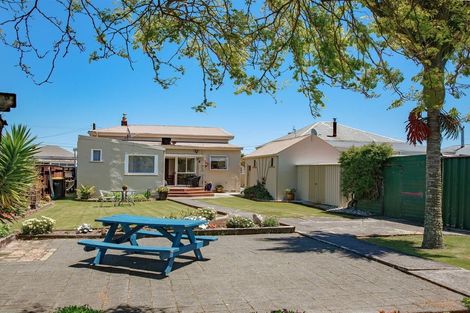 Photo of property in 59 Derby Street, Westport, 7825