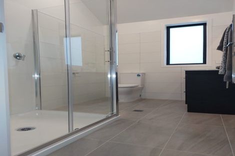 Photo of property in 6/51 Kings Crescent, Hutt Central, Lower Hutt, 5010