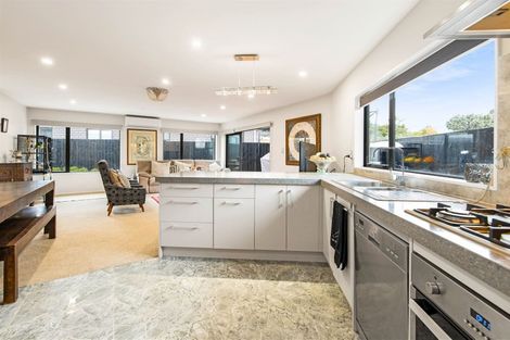 Photo of property in 18c Riverpark Crescent, Henderson, Auckland, 0610
