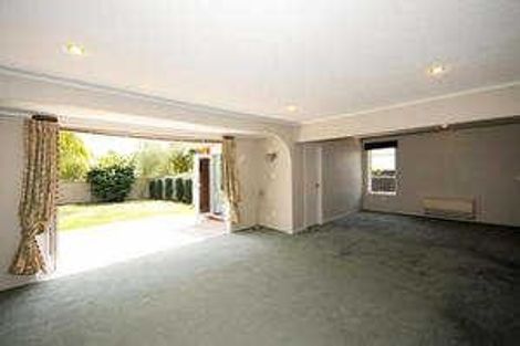 Photo of property in 46 Grahams Road, Ilam, Christchurch, 8041