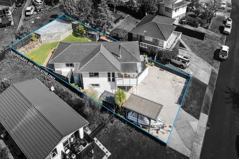 Photo of property in 18 Temuri Place, Glendene, Auckland, 0602